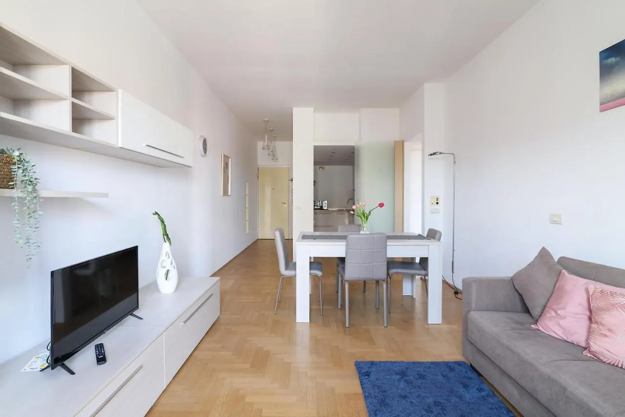 Primopiano - Carlone Apartment Milan 0*,  Italy