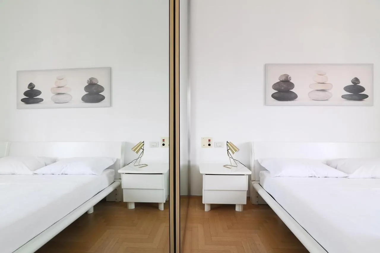 Primopiano - Carlone Lägenhet Milano