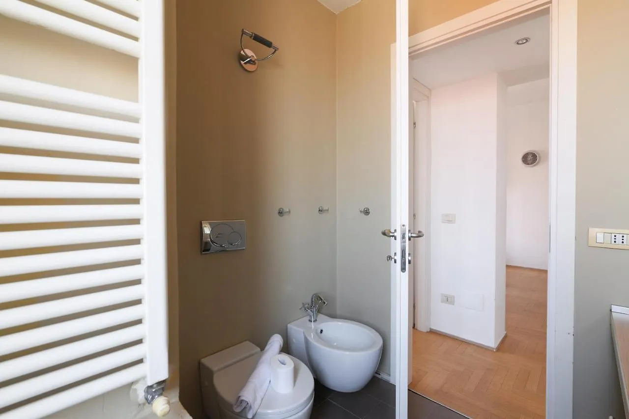 Primopiano - Carlone Lägenhet Milano Italien